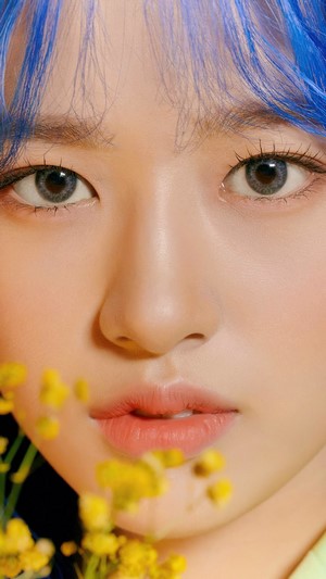 Yujin from IZ*ONE with Blue Hair 4K