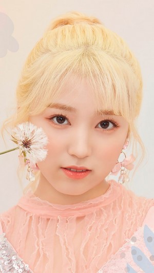 Nako Yabuki from IZ*ONE
