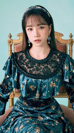 Jo Yuri from IZ*ONE