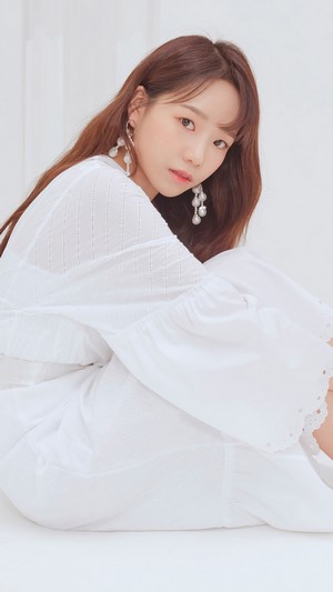 Yuri from IZ*ONE
