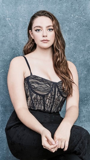 Danielle Rose Russell, 4k