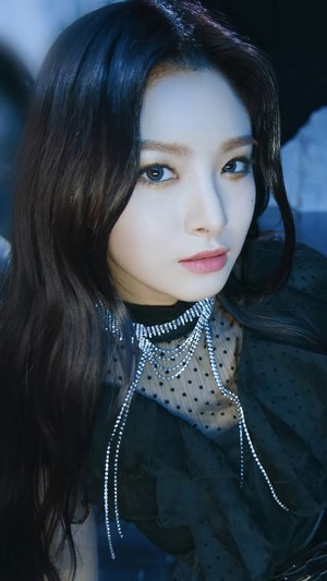 Yiren, EVERGLOW, DUN DUN, 4k