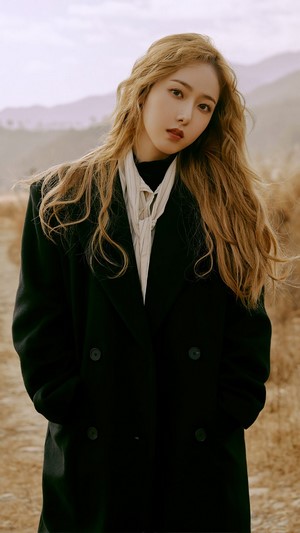 SinB from GFriend in Labyrinth 4K
