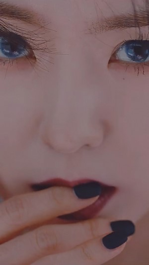 Irene from Red Velvet in Psycho 4K