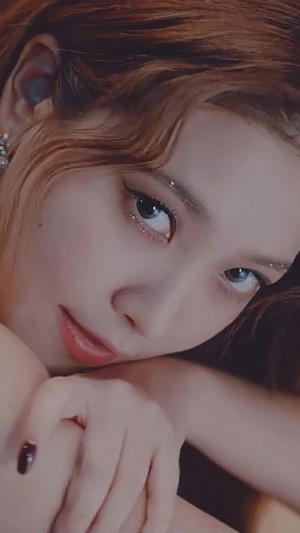 Yeri from Red Velvet in Psycho 4K