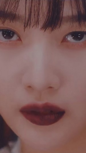 Joy from Red Velvet in Psycho 4K