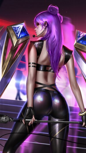 Kaisa from K/DA performing on stage 4K