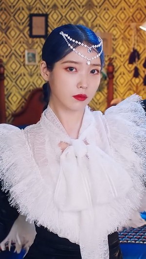 IU from Blueming 4K