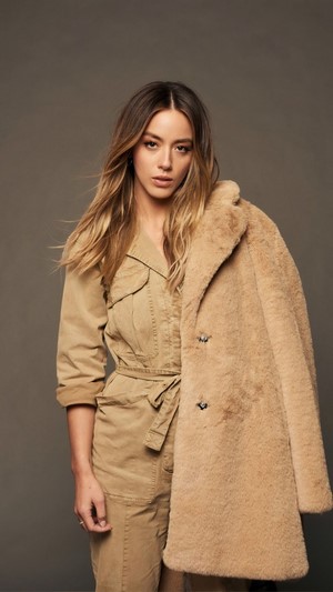 Chloe Bennet 4K Photoshot