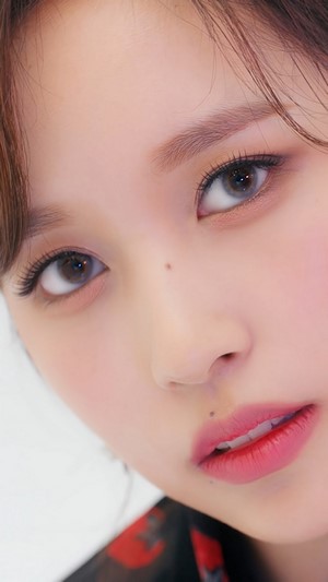 Mina, TWICE, Fake and True, 4k