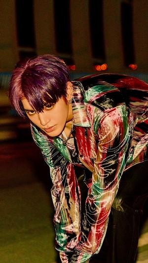 Taeyong from SuperM in "Jopping" 4K