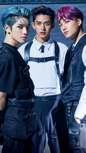 SuperM Taeyong, Kai, and Lucas in 4K
