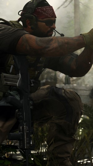 Soldier from Call of Duty Modern Warfare 4K