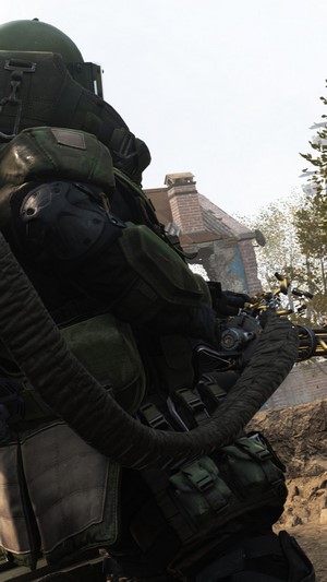 Soldier with Minigun from Call of Duty Modern Warfare 4K