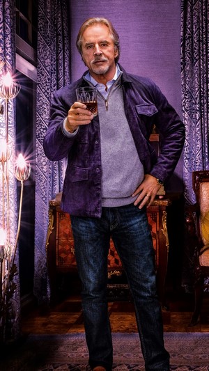Don Johnson in Knives Out 4K