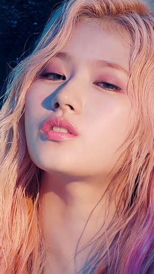Sana from TWICE in "Feel Special" 4K