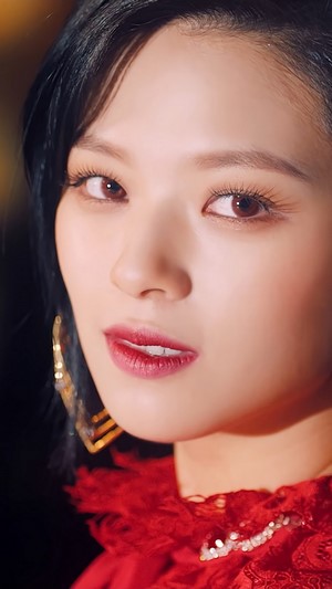 Jeongyeon from TWICE in Feel Special 4K