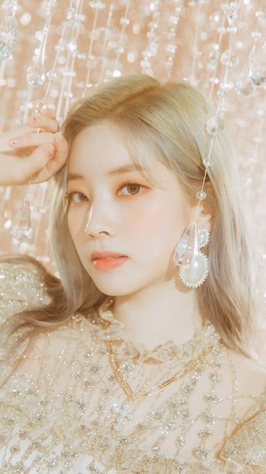 Dahyun from TWICE in 4K