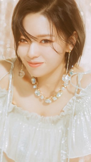 Jeongyeon from TWICE in Feel Special 4K