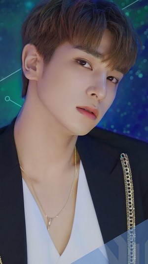 Lee Hangyul from X1