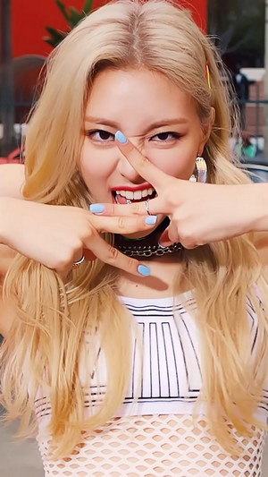 ITZY Yuna ICY 4K