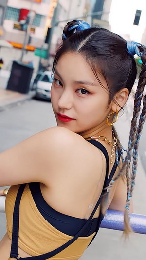 ITZY, ICY, Yeji, Pigtail, 4k