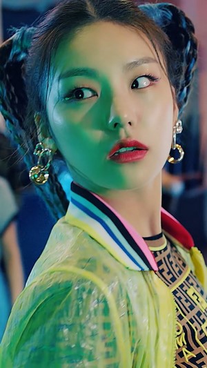 Yeji from ITZY in ICY music video