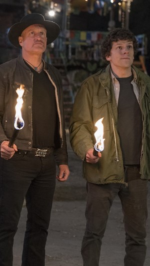 Woody Harrelson and Jesse Eisenberg in Zombieland 2