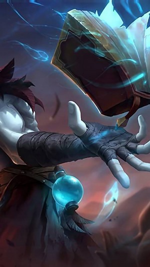 Faramis from Mobile Legends