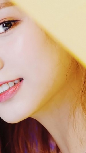 Tzuyu from TWICE, Happy Happy