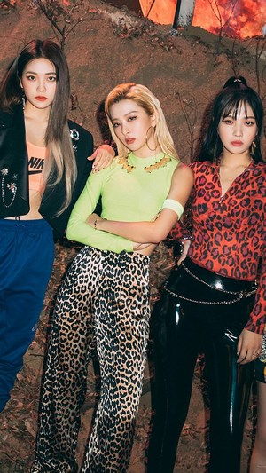 Red Velvet members Irene, Yeri, and Seulgi from Really Bad Boy
