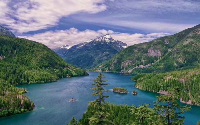 Diablo Lake in North Cascades National Park