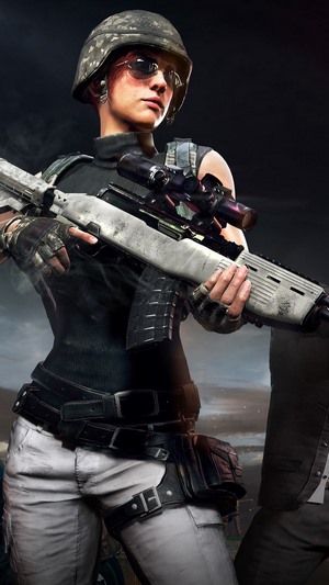 Female soldier with sniper rifle in PlayerUnknown's Battlegrounds