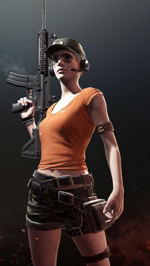 Female soldier with assault rifle in PlayerUnknown's Battlegrounds
