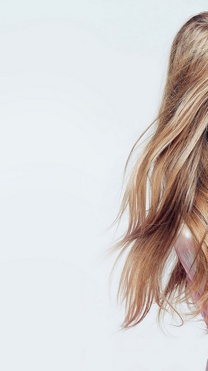 Amanda Seyfried Blonde Hair