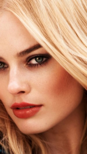 Margot Robbie Blonde