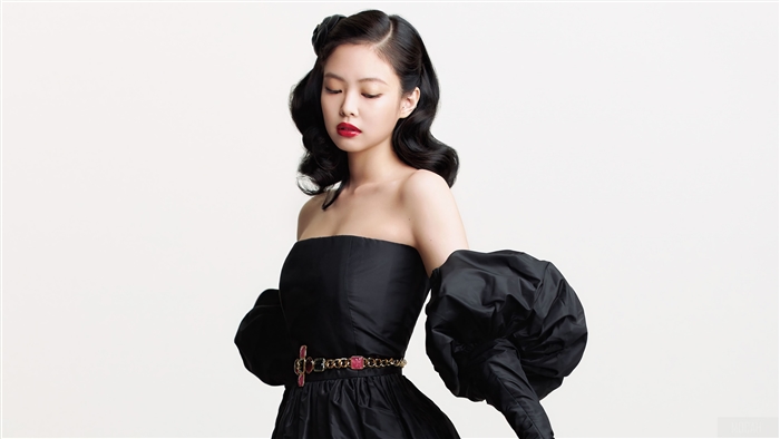 Jennie from BLACKPINK in Elegant Black Dress 4K