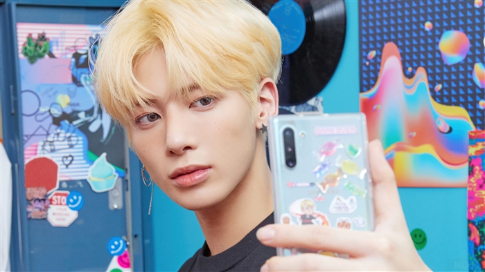 Taehyun from TXT taking a selfie