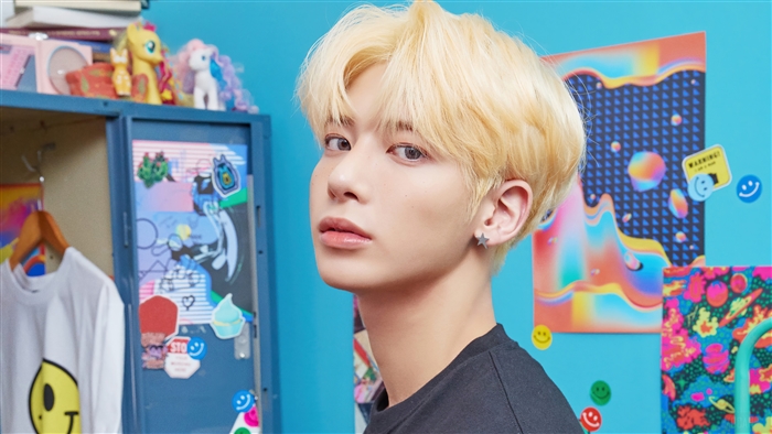 Taehyun from TXT in Blue Hour concept