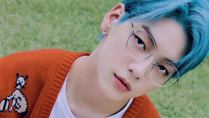 Soobin from TXT in Blue Hour Photoshoot 4K