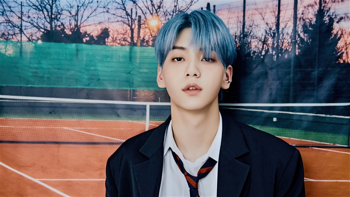 Soobin from TXT in Blue Hour photoshoot 4K