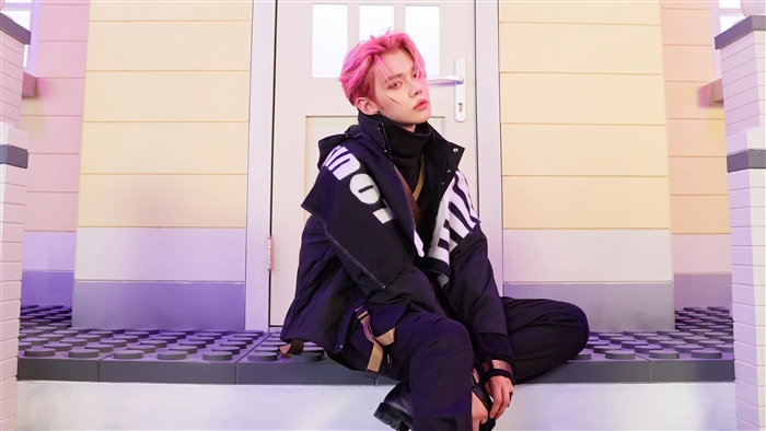 Yeonjun from Tomorrow X Together Blue Hour 4K