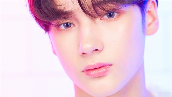 Huening Kai from TXT 4K