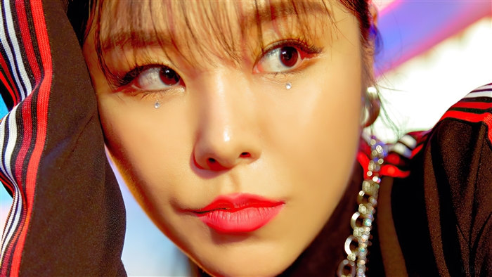 Wheein from MAMAMOO Dingga 4K