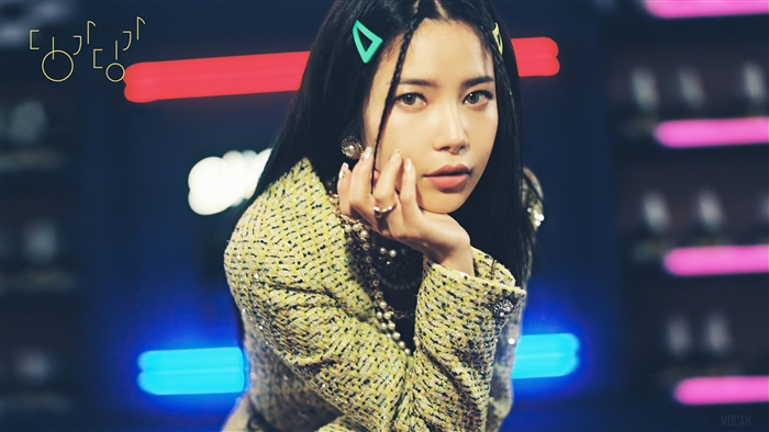 Solar from MAMAMOO in Dingga music video 4K