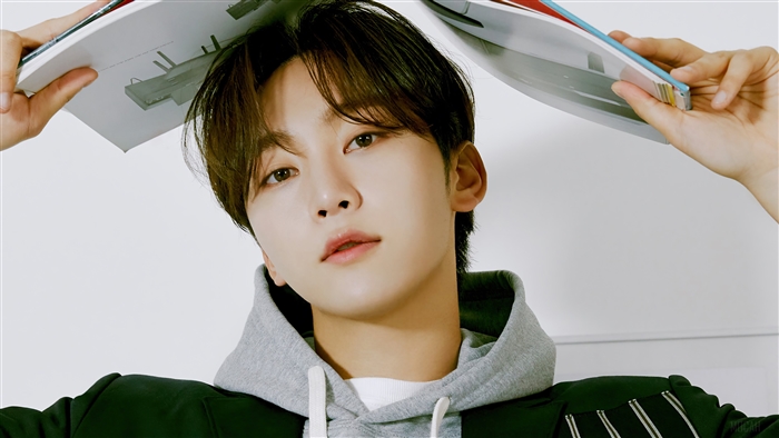 Seungkwan from Seventeen in Casual Hoodie 4K
