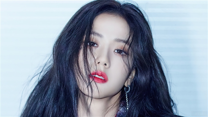 Jisoo from BLACKPINK in Striking 4K Portrait