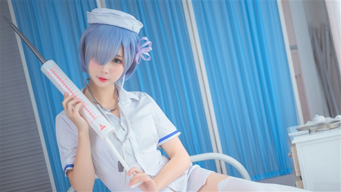 Rem Cosplay as Nurse from Re Zero 4K