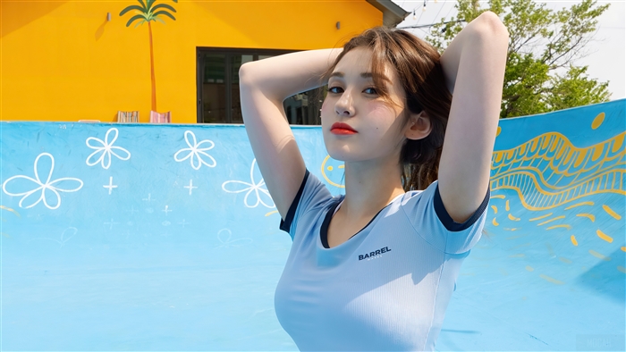 Jeon Somi in Bright Blue Pool 4K