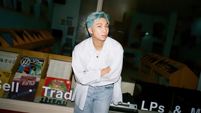 RM from BTS in a record store